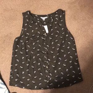Zebra sleeveless dress shirt